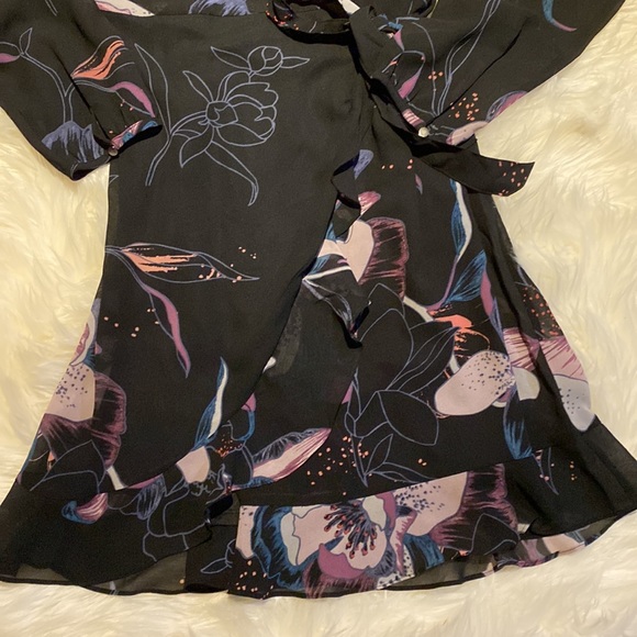 Signature by Reitman’s Black floral print wrap dress sheer sleeve xsmall NWT - Picture 3 of 6